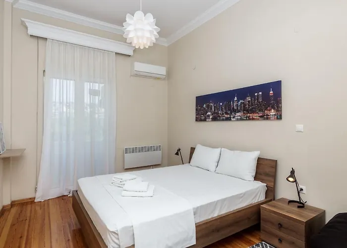 C.4 Red Rose #colony_central_apartment Appartement Thessaloniki